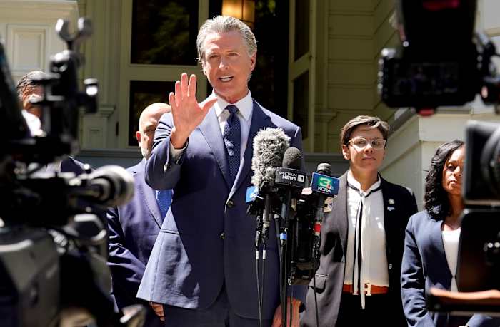 Californië haast zich om een nog steeds ongeplande verkiezingen te plannen in de stoelen van de Amerikaanse huis met Texas