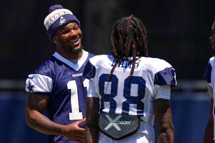 Cowboys kunnen het zich niet veroorloven om het contractgeschil van Micah Parsons in het seizoen te laten hangen