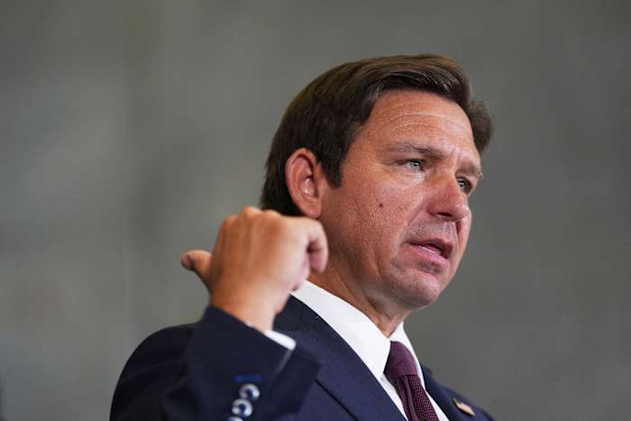 Desantis kondigt plannen aan voor tweede immigratie -detentiefaciliteit genaamd 'Deportation Depot'