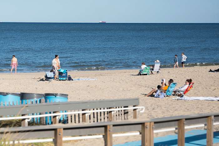 Een dip Labor Day -weekend nemen? Zwemmers worden geconfronteerd met fecale besmetting op stranden langs de Amerikaanse kustlijn