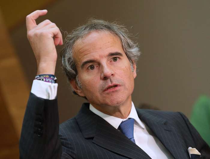 IAEA -chef zegt dat de samenwerking van Iran met inspecteurs een 'werk in uitvoering' is als sancties opdrijven