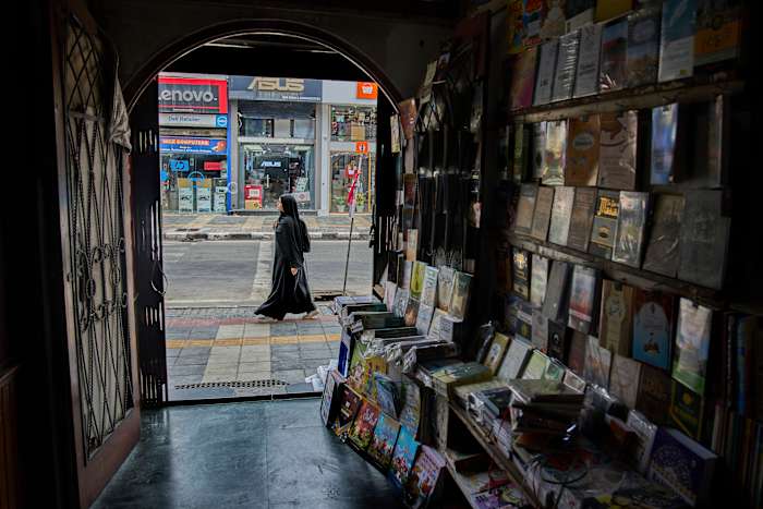 Indiase autoriteiten in Kashmir Ban -boeken van eminente schrijvers en geleerden
