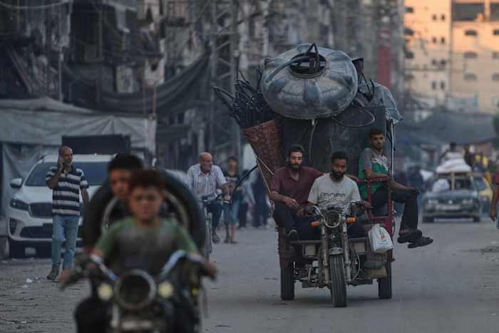 Israël zal snel de hulp vertragen of stoppen in delen van het noorden van Gaza terwijl het aanstootgevend oprijst