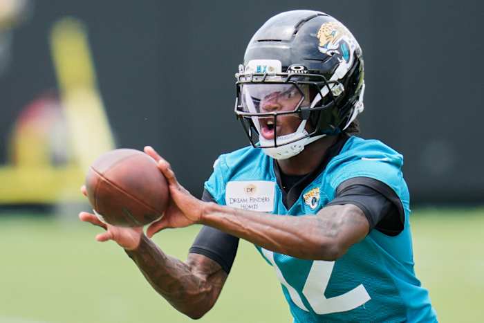 Jaguars rookie en nieuwe vader Travis Hunter zijn 'rollende volle snelheid' naar seizoensopener