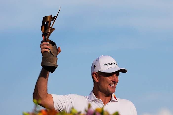 Justin Rose verzamelt zich laat en verslaat Spaun in Memphis Playoff
