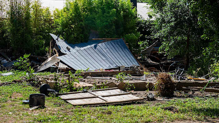 Kerr County Commissioners om het aftappen van Ingram Lake te bespreken en overstromingswaarschuwingssysteem te implementeren