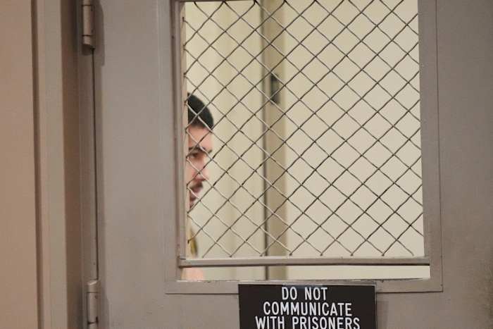 Man die wordt beschuldigd van het doden van een 'American Idol' -exec en echtgenoot zal mentale evaluatie ondergaan