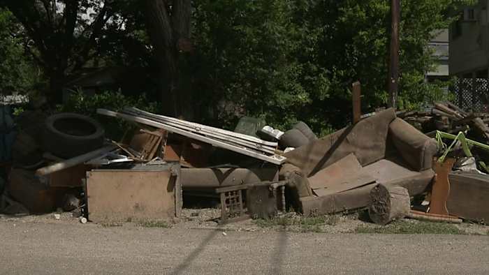 Overstromingsherstel in Kendall County verschuivingen naar het opruimen naarmate de zoekinspanningen eindigen