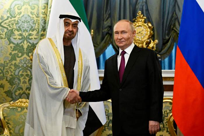 Poetin zegt dat hij hoopt Trump te ontmoeten terwijl het Witte Huis persen voor een vredesovereenkomst voor Oekraïne