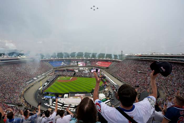 Race op voor Bristol Motor Speedway om zich voor te bereiden op NASCAR na het hosten van de MLB Speedway Classic