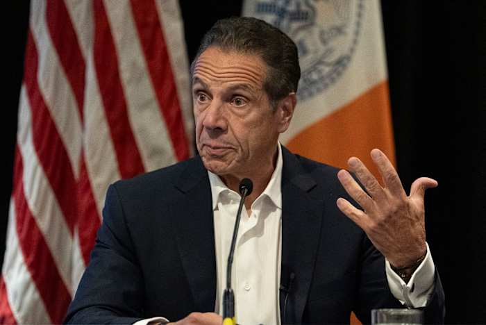 Rechter zegt dat Cuomo de strijd tegen de aanklager niet kan verlengen om 'zijn publieke imago te doen herleven'