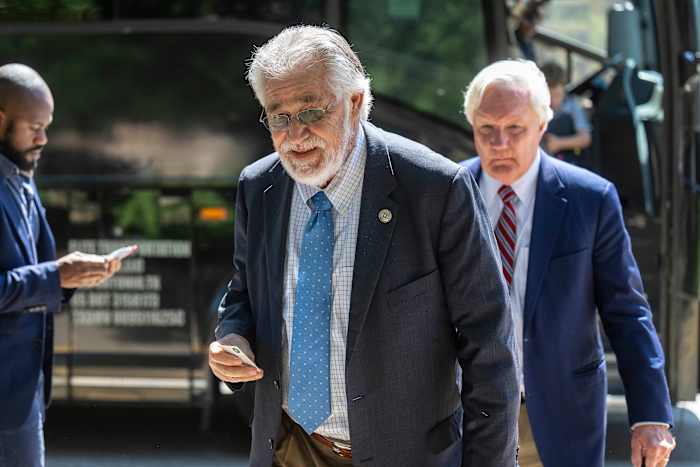 Rep. Ray Lopez van San Antonio zal geen herverkiezing naar Texas House zoeken