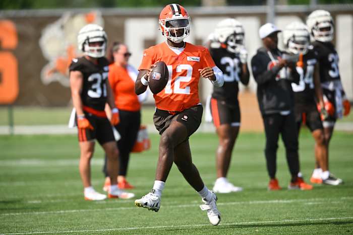 Rookie QB Shedeur Sanders om te beginnen in Browns voorseizoen opener tegen de Panthers