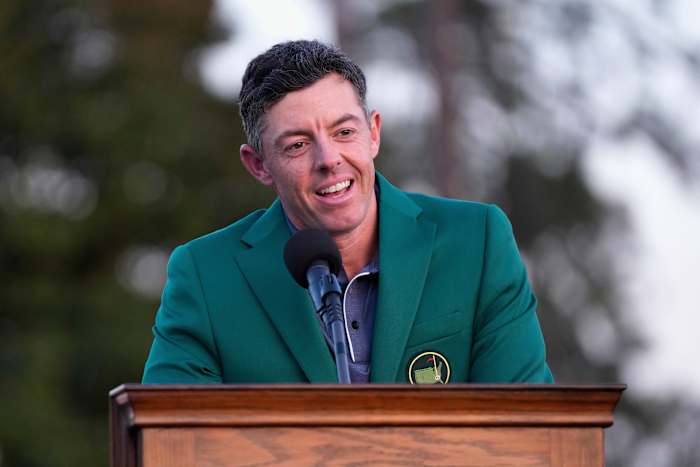 Rory McIlroy houdt van het ondertekenen van masters vlaggen meer dan het dragen van de groene jas