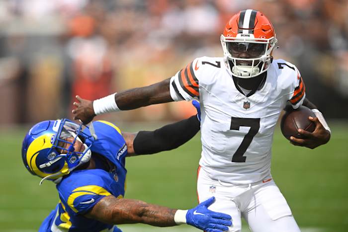 Shedeur Sanders worstelt, Tyler Huntley leidt Browns naar de laatste seconde 19-17 voorseizoen overwinning op rammen