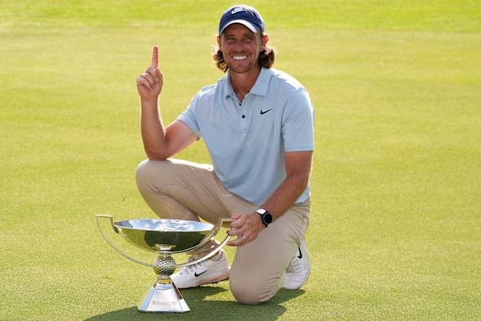 Tommy Fleetwood wint Tour Championship voor de eerste PGA Tour -titel en FedEx Cup
