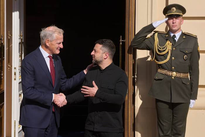 Trump Envoy zegt dat ambtenaren 'heel, heel hard' werken aan het beëindigen van de oorlog in Rusland-Oekraïne