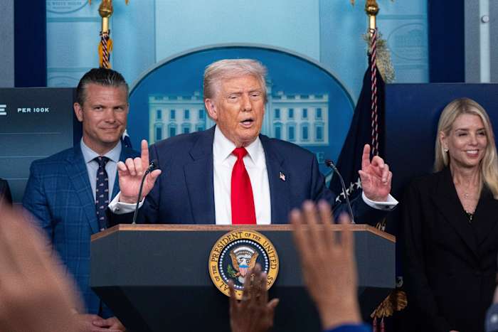 Trump's politie -overname van Washington weerspiegelt de geschiedenis van racistische verhalen over stedelijke misdaad