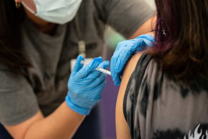 Vaccinvrijstellingsverzoeken in Texas Spike in juli, omdat sommige experts vrezen