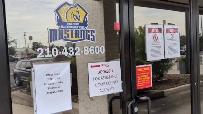 'We willen gewoon worden betaald': leraren vertrokken in Limbo nadat Charter School is afgesloten