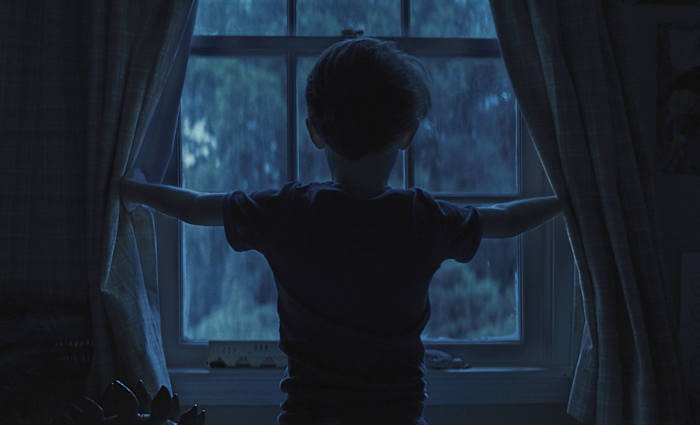 "Weapons" handhaafde de toppositie tijdens het tweede weekend, waarbij nieuwkomer "Nobody 2" bang was "