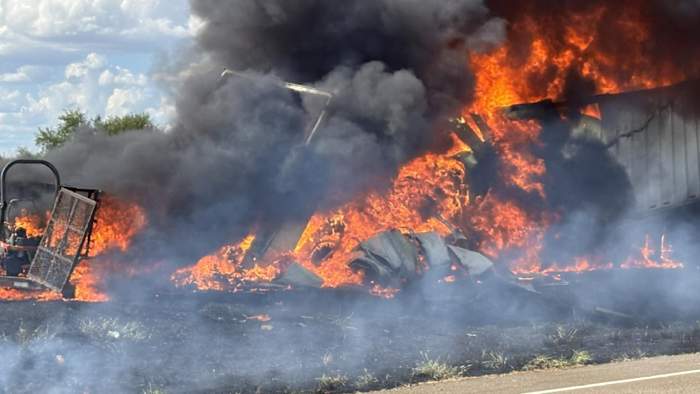 2 Dood na crash met meerdere voertuigen op de Interstate 35 in La Salle County, zegt DPS