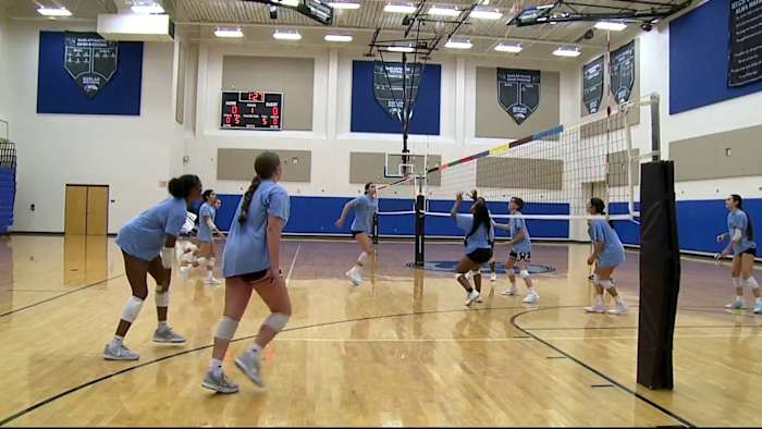 Achter het succes van Harlan Volleyball als Hawks richt zich op de derde opeenvolgende districtstitel