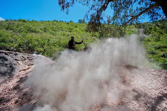 Afhaalrestaurants uit het rapport van AP over een boom in Mercury Mining in Centraal Mexico