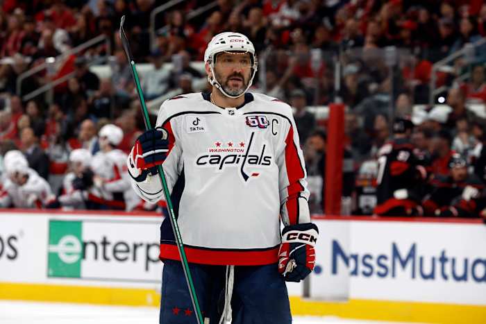 Alex Ovechkin is net 40 geworden. De toekomst van de Washington -ster voorbij dit seizoen blijft onzeker