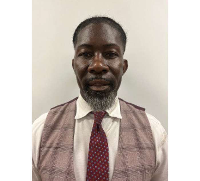 Ambtenaren plaatsen Des Moines Schools leider op verlof na zijn arrestatie door immigratieagenten