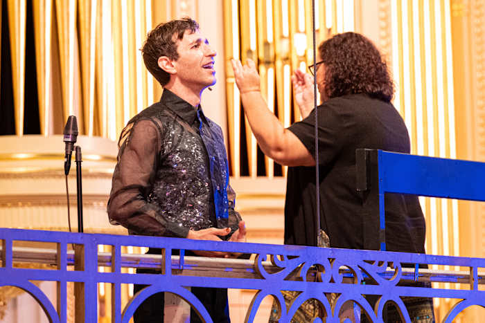 Anthony Roth Costanzo, die $ 11 tickets introduceerde, brengt Opera met een verschil voor Philadelphia