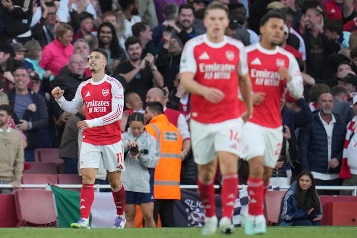 Arsenal snatches 1-1 gelijkspel met defensieve man stad met Martinelli's stoppage-time doel