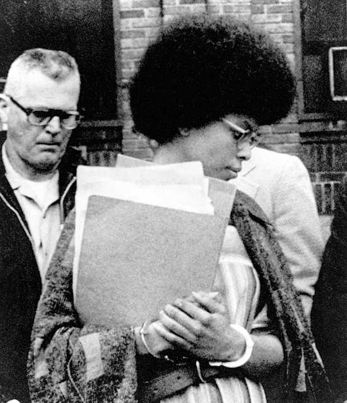 Assata Shakur, een voortvluchtige zwarte militant die door de VS wordt gezocht sinds 1979, sterft in Cuba