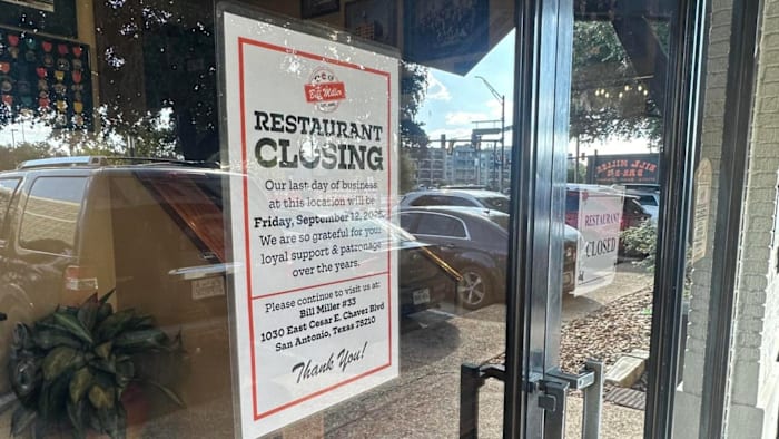 Bill Miller Bar-Bq vlaggenschiprestaurant sluit na tientallen jaren in het centrum