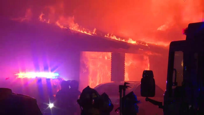 Brandstichting vermoedelijk in North Side House Fire nadat de mens dood was gevonden, zegt de politie