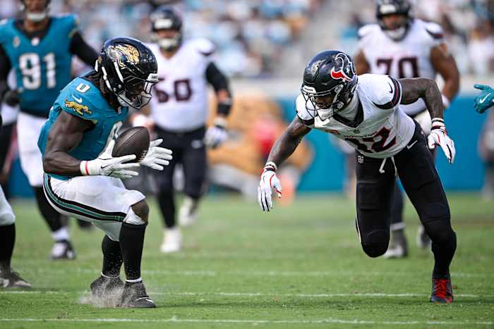 Brian Thomas Jr. komt laat opkomen als de Jaguars de Texanen naar 0-3 sturen met een 17-10 overwinning