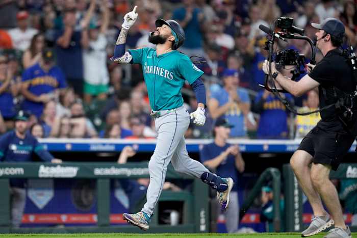 Crawford's Grand Slam en Raleigh's 58e Homer leiden Mariners om over Astros te vegen