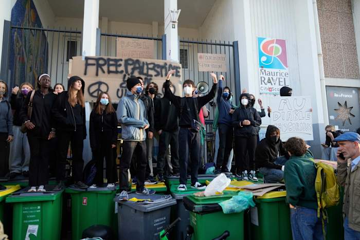 Dag van stakingen in Frankrijk daagt de budgetplannen van de nieuwe premier uit