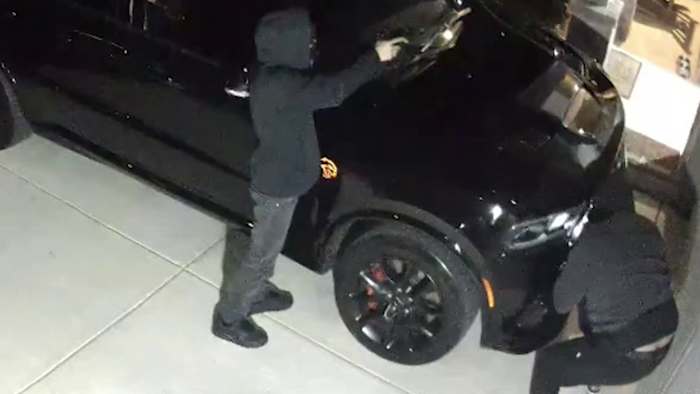 De politie van San Antonio benadrukken veiligheidstips na poging tot het inbreken van de voertuig