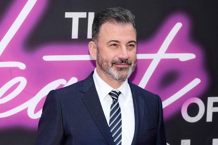 De toekomst van Kimmel hangt in evenwicht nadat ABC zijn late-night show schuift over Charlie Kirk-opmerkingen