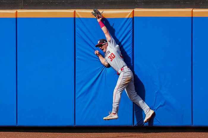 Fancy footwork: Young's spectaculaire vangsten in centrale onderdanen voorbij Mets