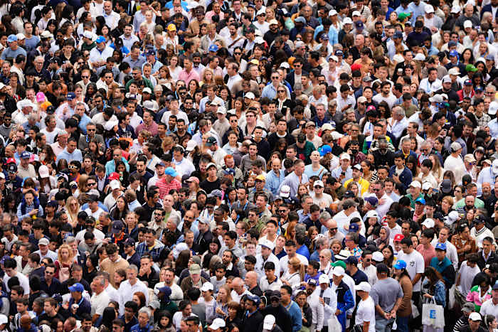Fans blijven vastzitten in de rij als US Open Finale begint vanwege extra beveiliging met Trump bijwonen