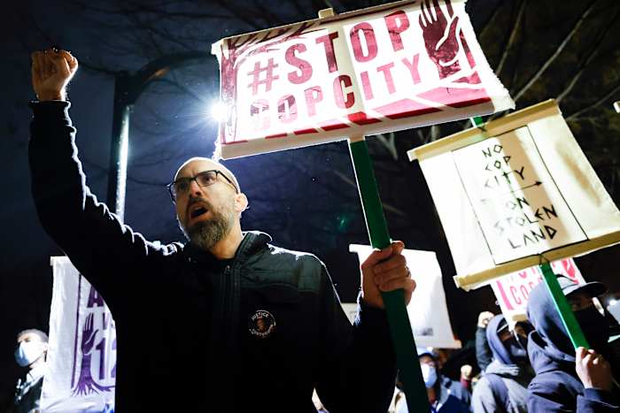 Georgia Judge om historische racketeering -aanklachten te gooien tegen demonstranten van 'Cop City'