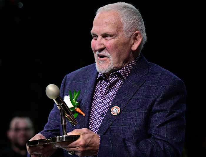 Hall of Famer Bernie Parent, die de Philadelphia Flyers leidde naar twee Stanley Cup -titels, sterft op 80