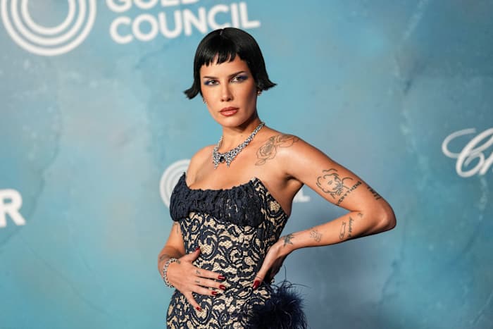 Halsey Bieds Big en Colman Domingo organiseert Venice Amfar Gala