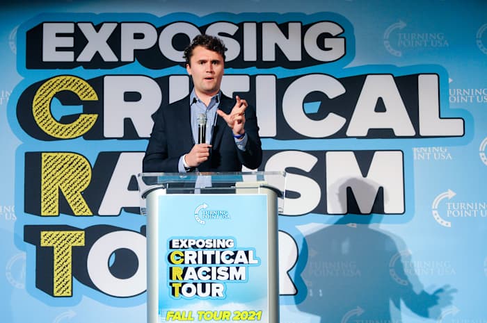 Hoe Charlie Kirk een generatie jonge mensen in een conservatieve kracht heeft gevormd