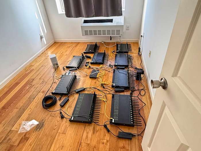 Hoe een simboerderij zoals die in de buurt van de VN wordt gevonden, bedreigt telecomnetwerken