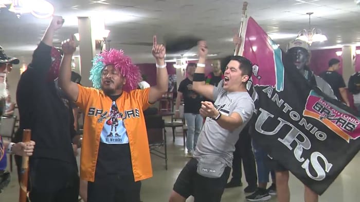 Honderden Spurs -fans proberen uit voor Victor Wembanyama's nieuwe 'supporter sectie'