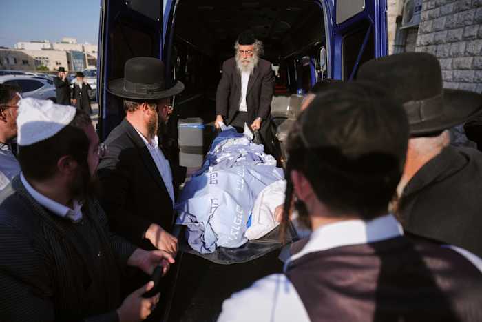 Israël bombardeert een andere Gaza City High-Rise terwijl de VS een nieuw staakt-het-vuren voorstel bevordert