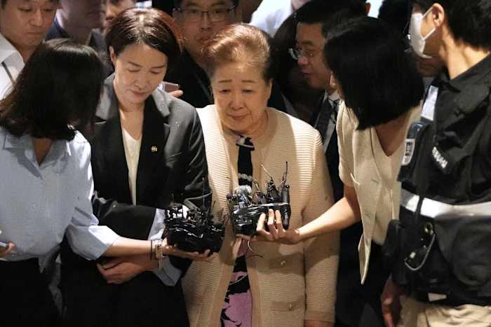 Kerk leider van de eenwording vroeg zich af over vermeende omkoping van de voormalige First Lady van Zuid -Korea